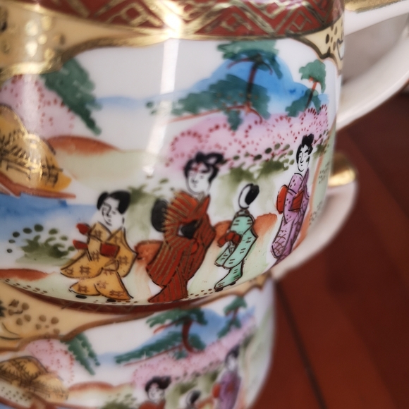 Antique Japan Kutani Bunpo 九谷文峰 Ceramic 2 Pieces Gold Edge Hand-Painted Tea Set - Picture 2 of 12